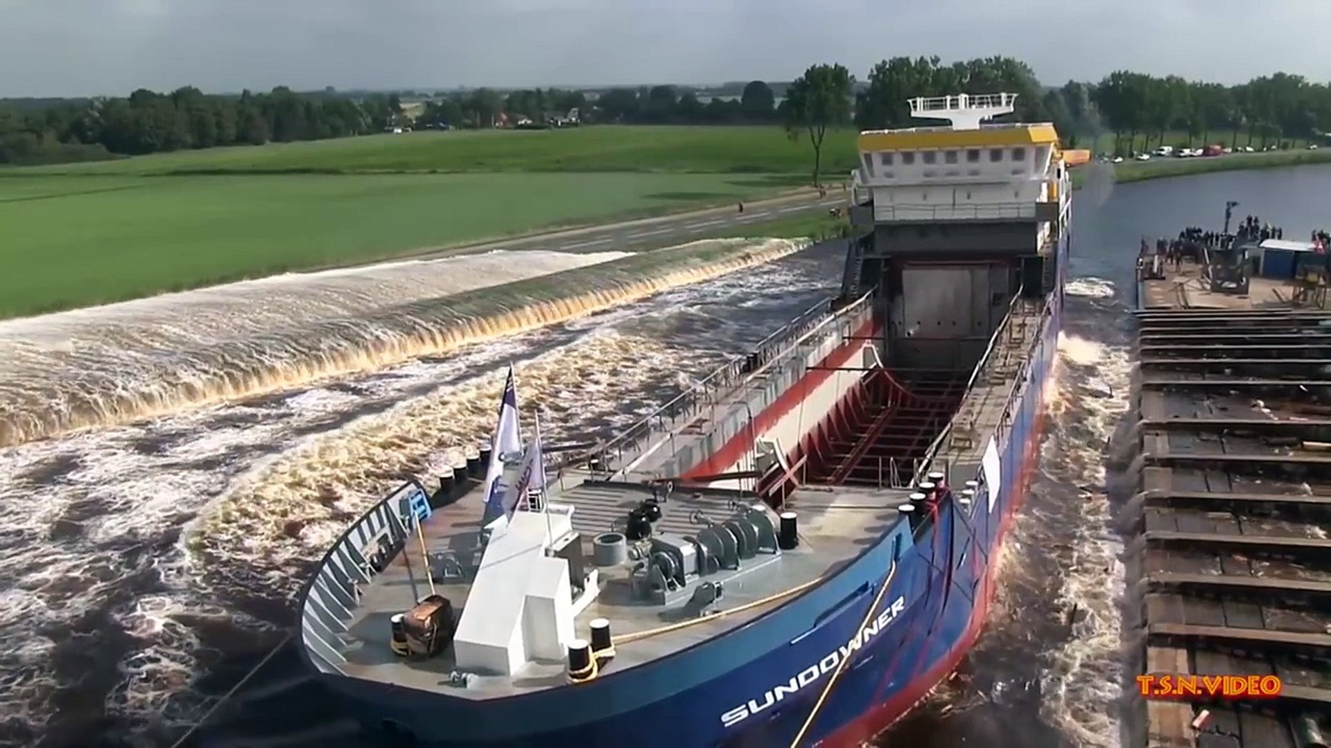⁣5 AMAZING Ship Launch Videos HD