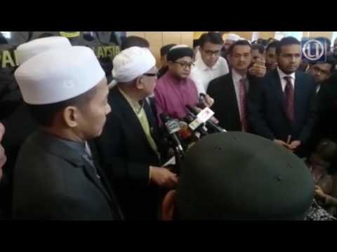 Jangan campuri urusan agama Islam