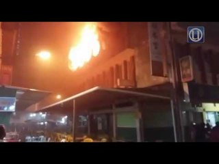 Seorang maut, empat penghuni terjun rumah kedai terbakar