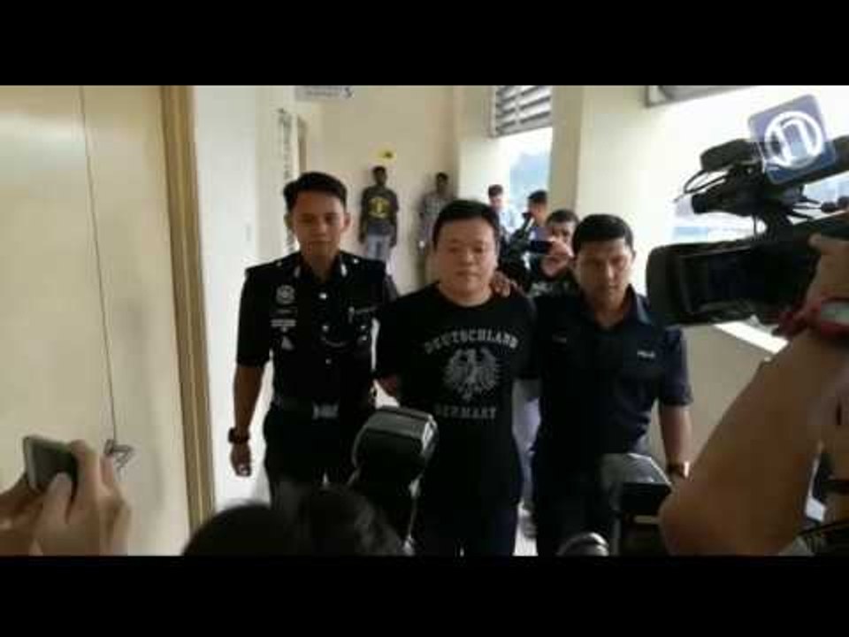 Pemandu Uber sambilan didakwa ugut anak paderi
