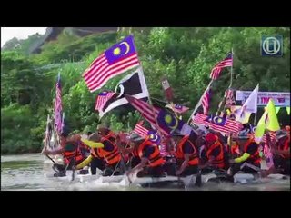 Berakit Merdeka di Sungai Terengganu