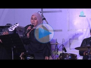 Showcase Peace.Love.Rindu -Ella