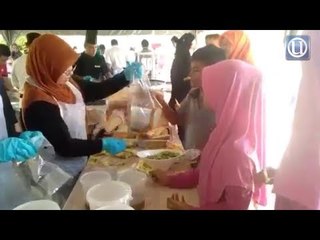 Murid SK Buloh Poh berbelanja RM50 ketika waktu rehat