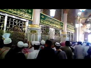 Jemaah umrah ziarah makan Raudah dan Rasulullah