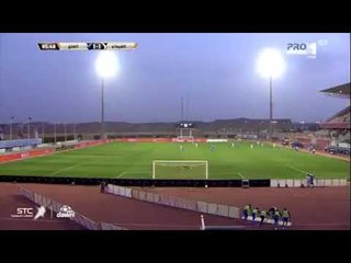 Pengadil hentikan perlawanan ketika azan berkumandang