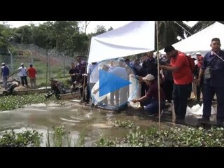 36 nelayan darat empangan Sembrong terima elaun sara hidup