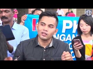 Anggota PKR serah memorandum bantah penggunaan logo parti oleh Dr  Mahathir