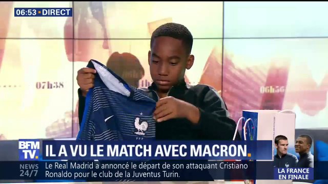 Un maillot, des autographes… le jeune Yanel revient sur sa demi-finale aux côtés de Macron et des Bleus