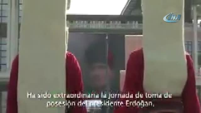 Maduro'dan Selvi Boylum Al Yazmalım Lı Paylaşım