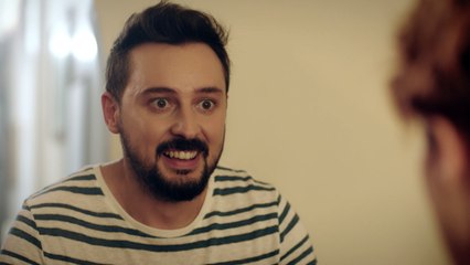 Darısı Başımıza 2. Bölüm Tanımadığı Bir Adamı Öpüyor