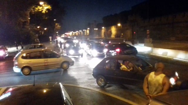 Avignon : autour des remparts