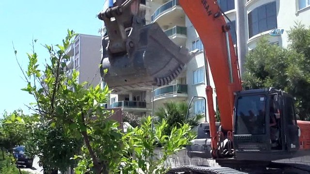 Efeler Belediyesi sıcak asfalt çalışması başlattı