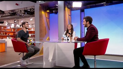 عمار الخضيري يلعب كرة القدم بطريقة استعراضية