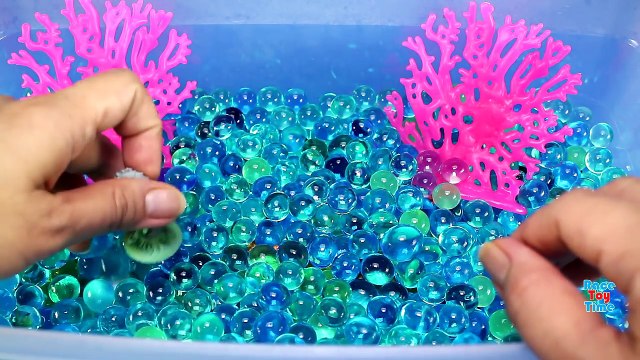 Learn 30 Sea Animals - Fish Shark Whale Octopus Toys For Kids