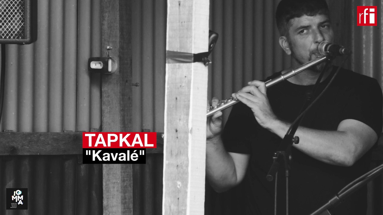 Le groupe réunionnais de Tapkal interprète "Kavalé"