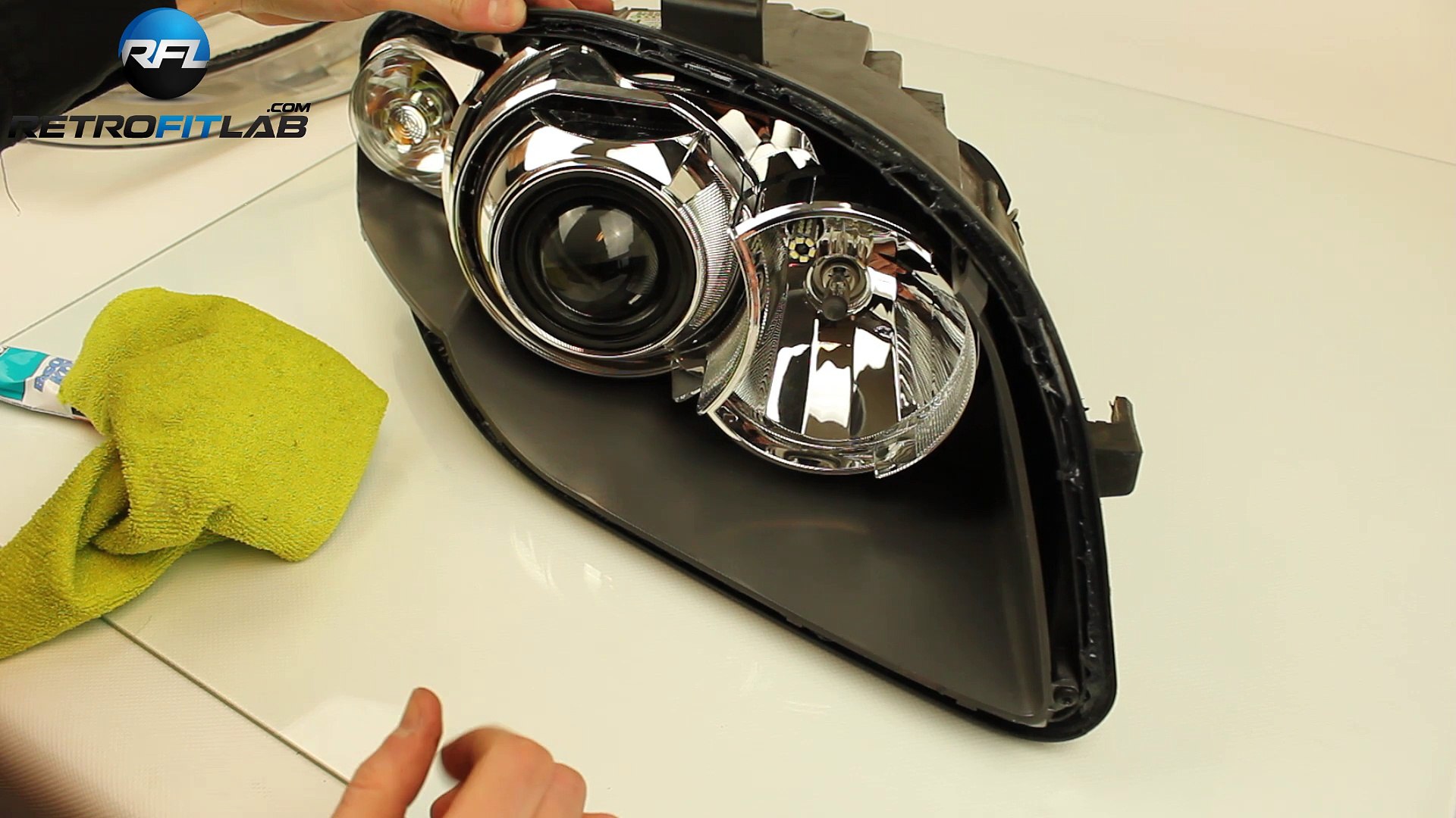 Audi A4 B7 Mini H1 Bi-xenon projector headlight retrofit tutorial - Video  Dailymotion