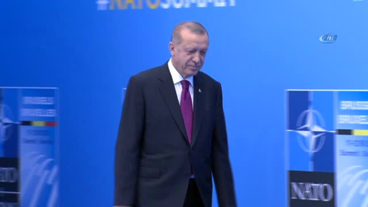 NATO Genel Sekreteri Stoltenberg Liderleri Karşıladı