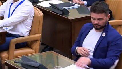 Rufián pierde las formas en una Comisión del Congreso