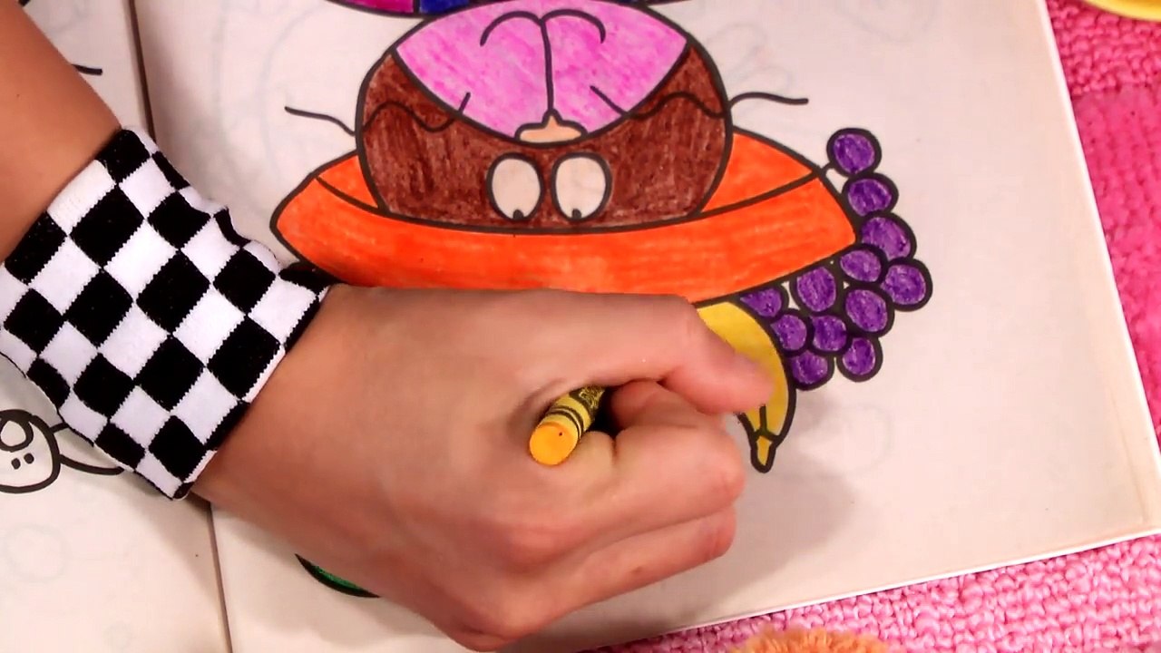 Learn Colors ~ Tea Time with Tayla!