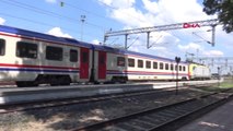 Edirne Kazanın Ardından İlk Tren 2 Yolcuyla Hareket Etti Hd