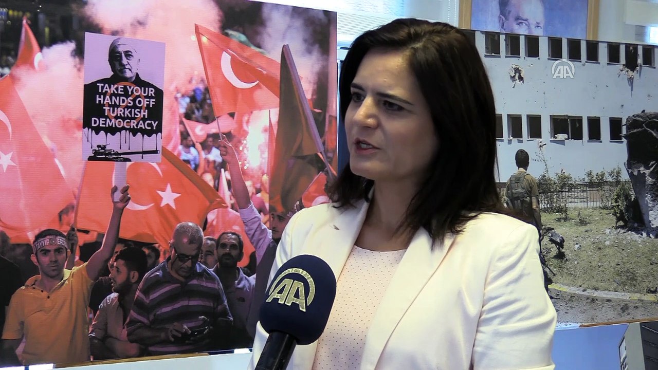 Kosova'da AA'nın darbe girişimi fotoğrafları sergisi - PRİZREN