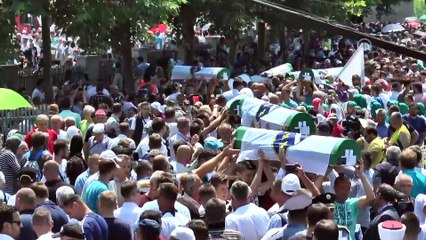 35 soykırım kurbanı toprağa verildi (4) - POTOÇARİ