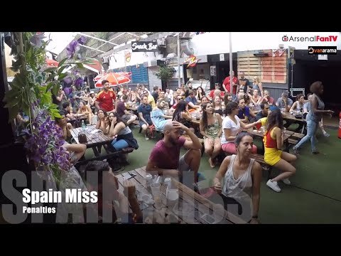 Spain 1-1 Russia | Spanish Fans React To Losing The Penalty Shoot-Out!! | World Cup 2018