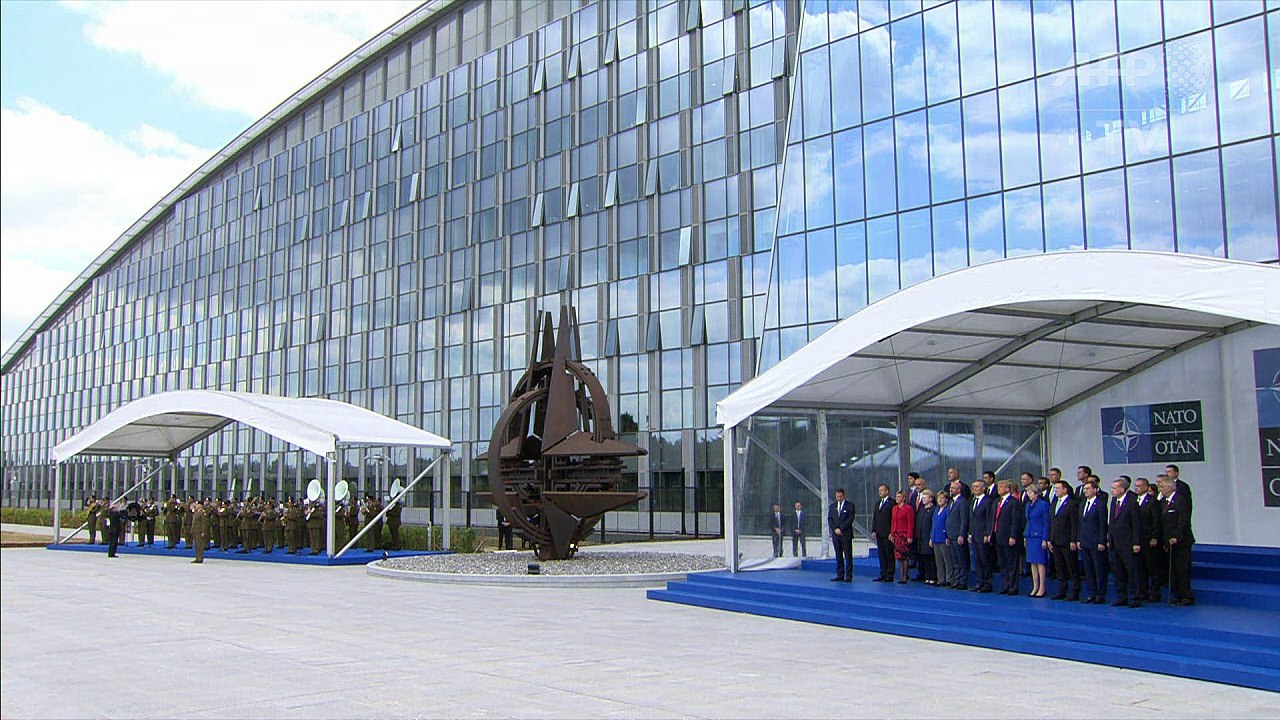 Gefangener Russlands? Merkel kontert Trump