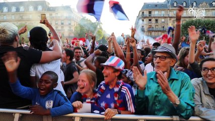 Equipe de France : France-Belgique sur le parvis de l'Hôtel de Ville de Paris, reportage I FFF 2018