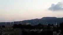 #شام| مشاهد من استهداف ريف جسرالشغور بريف إدلب الغربي بقنابل الفوسفور المحرمة دوليا