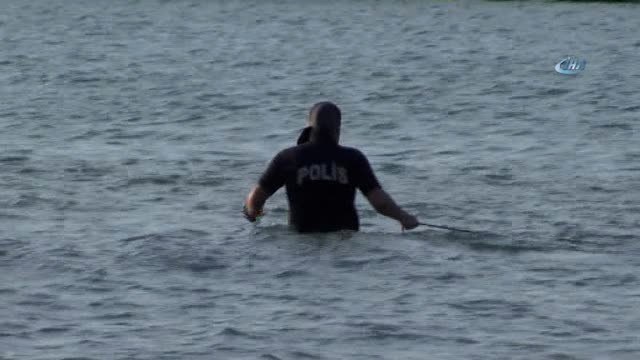 Denize Giren 4 Kişi Boğulma Tehlikesi Geçirdi