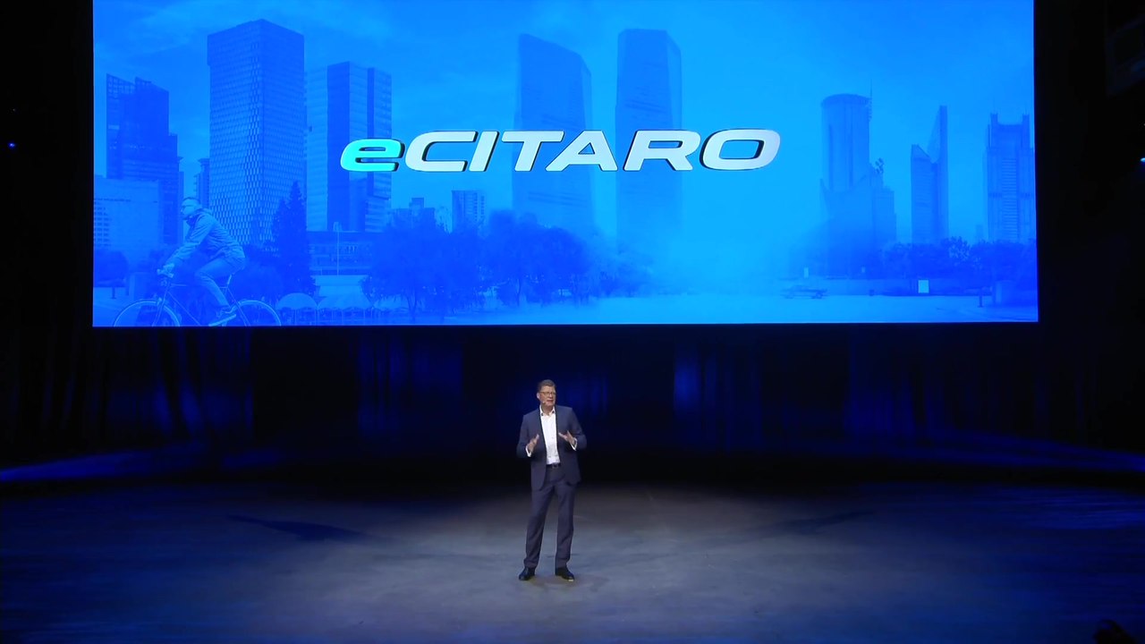 Weltpremiere des neuen Mercedes-Benz eCitaro Rede Till Oberwörder - Teil 2