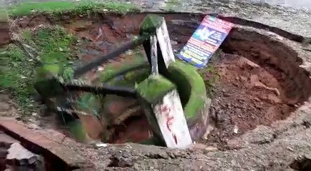 വയനാട് മാനന്തവാടിയിൽ കിണർ താഴുന്ന കാഴ്ച കാണാം