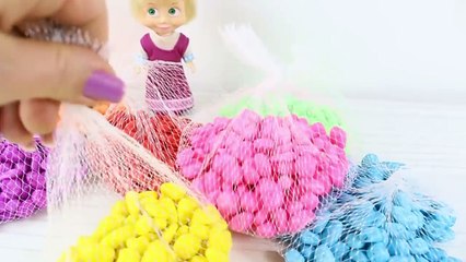 Maşanın Renkli Şekerlerinin İçerisinden Nasıl Oyuncak Çıktı Maşa ile Koca ayı