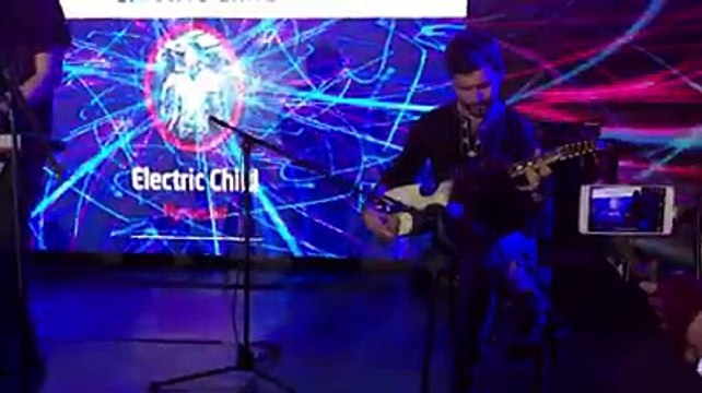 ДӮСТОН! Хушбахт аз онем, ки Хушбахт Ниëзов аз Тоҷикистон ҳоли ҳозир дар пахши онлайн баҳри мову Шумо ҳунарнамоӣ мекунад! Дастгирӣ мекунем!!! Аз ин нишон