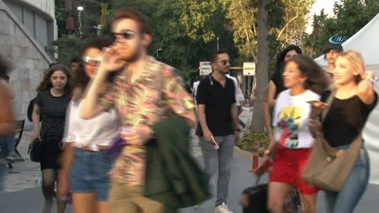 11 yıl aradan sonra İstanbul’da gerçekleşen Shakira konserine yoğun ilgi