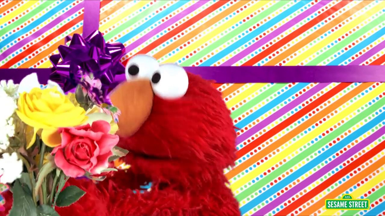 Sesame Street: Elmo Happy Birthday Song! - video Dailymotion