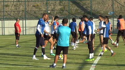 Aytemiz Alanyaspor’un Erzurum kampında keyifler yerinde