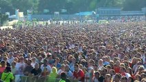 Douche de bière à Londres au moment du but des anglais en Demi finale de la coupe du monde