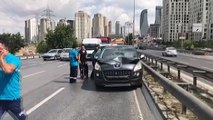 Karşıya geçmeye çalışan kişiye otomobil çarptı - İSTANBUL