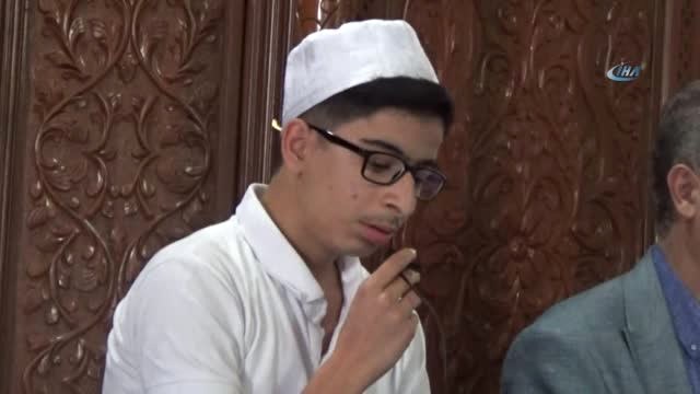 Kuran Kursu Öğrencileri, 15 Temmuz Şehitleri İçin Dua Etti