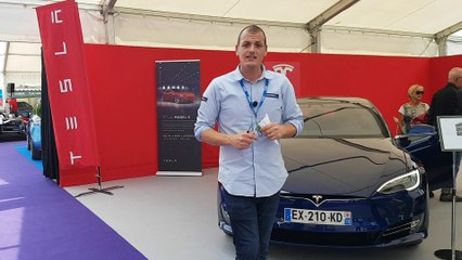 Val d'Isère 2018 - Le stand Tesla en live