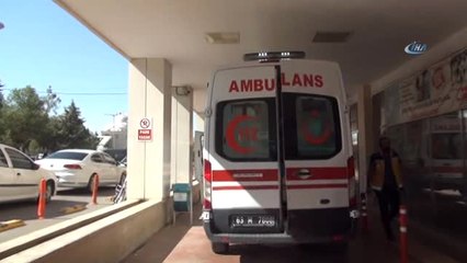 Cam Blokların Altında Kalan İşçi Ağır Yaralandı