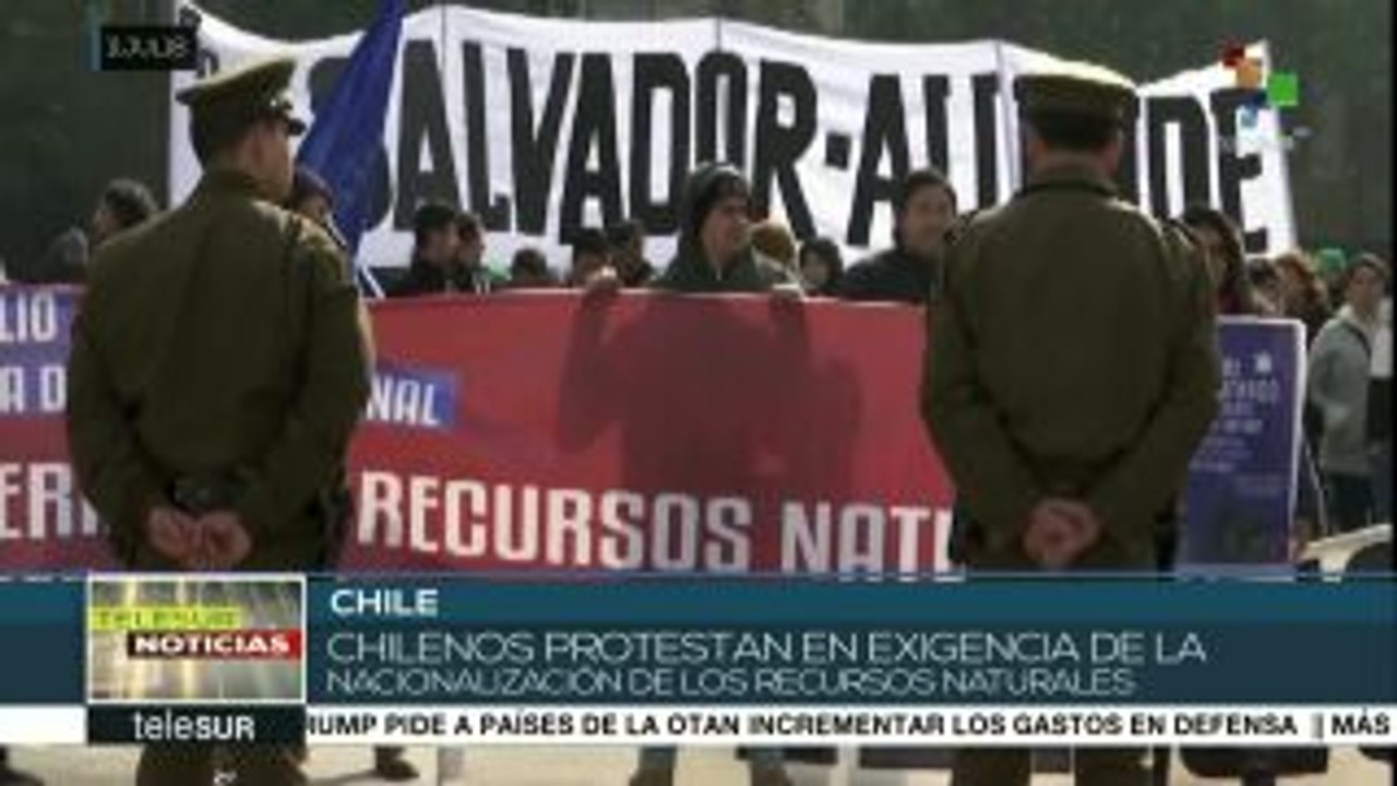 "Sin techo" en Chile exigen nacionalización de...
