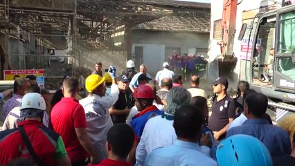 Restorasyon esnasında duvar çöktü (3) - VAN