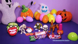 The Assistant opens 25 Spooky Surprise Eggs with Scooby Doo Toys