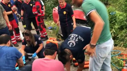 Bartın'da otomobille tır çarpıştı: 4 yaralı