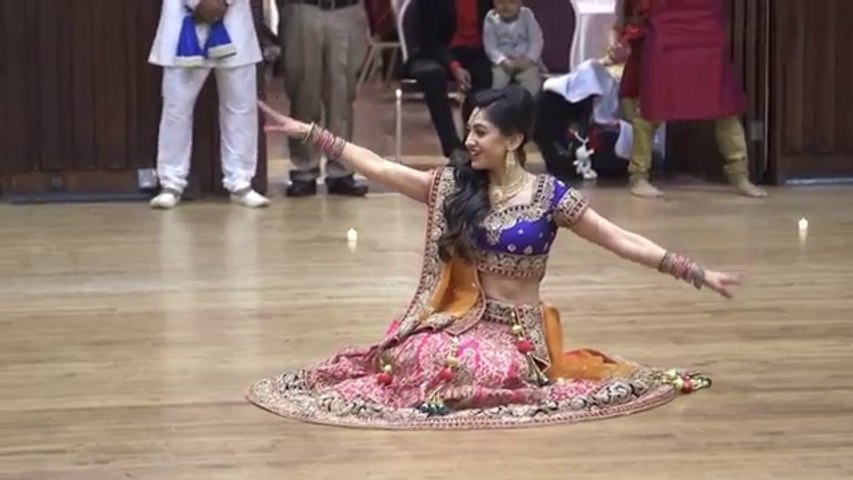 NEW  INDIAN  GIRL  DANCE  PERFORMANCE  IN WEDDING  HD  VIDEO