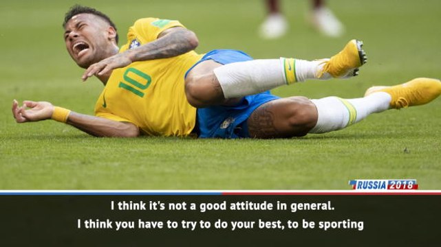 Dutch legend Van Basten urges Neymar to quit 'acting'