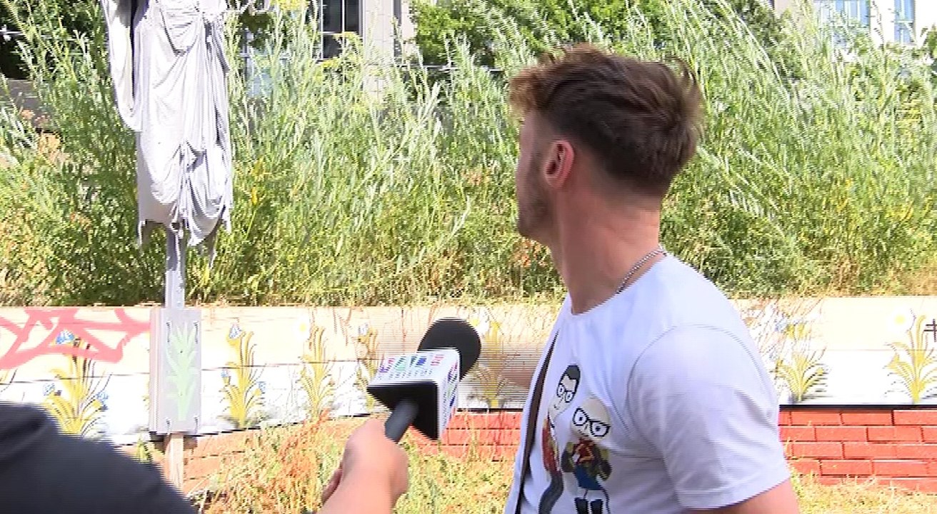 Have you noticed the ANGEL statue that's popped up in the BEAR PIT?